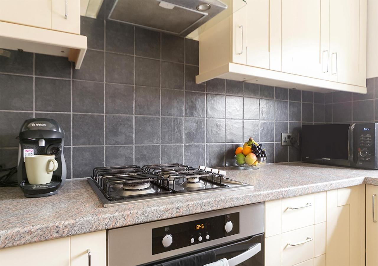 Luxury Chiswick 2 Bed Victorian Flat Appartamento