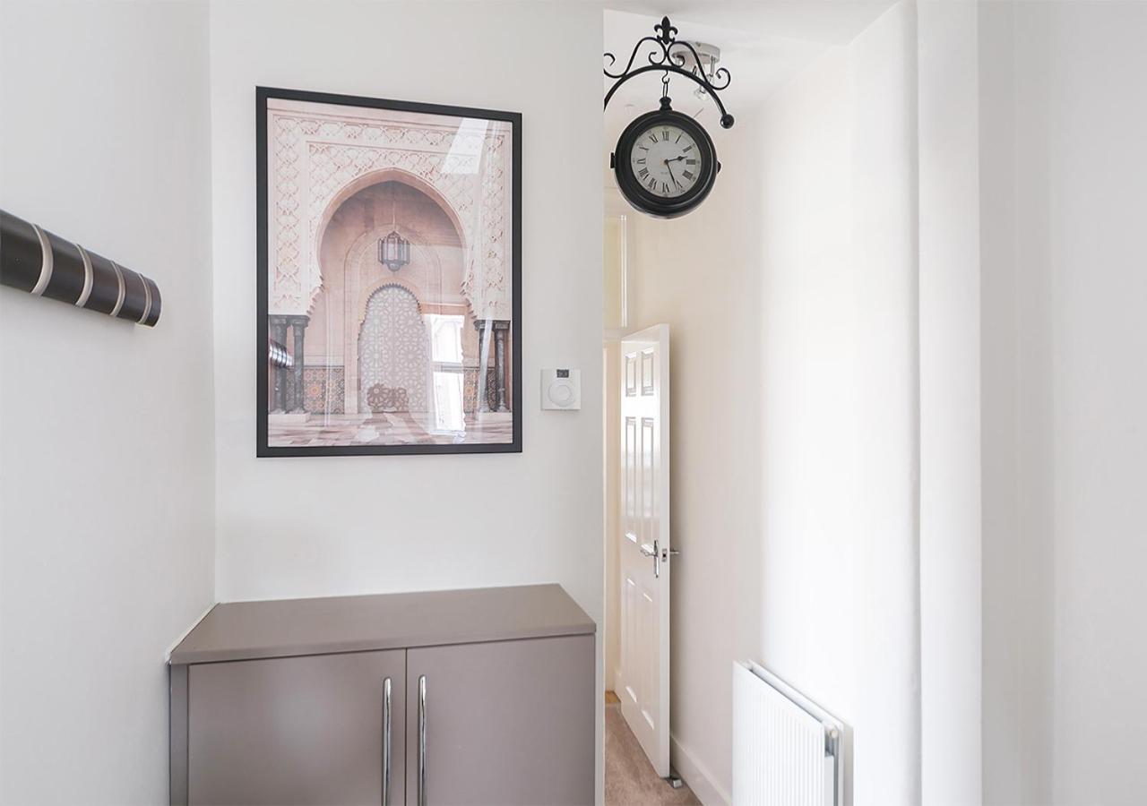 Luxury Chiswick 2 Bed Victorian Flat Appartamento